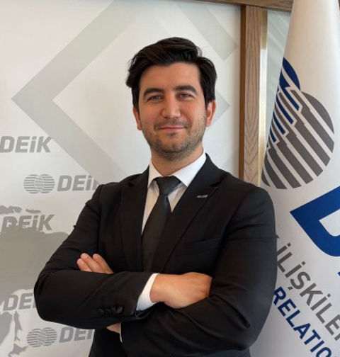 Dr. Furkan Ozcelik