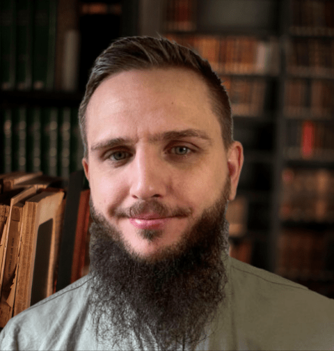 Ustadh Yusuf Ponders